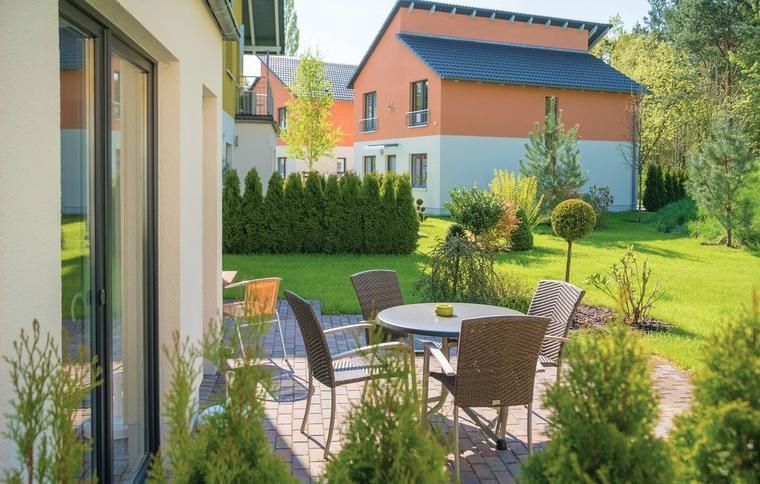 Terrasse eines Ferienhauses im Feriendorf Müggelsee