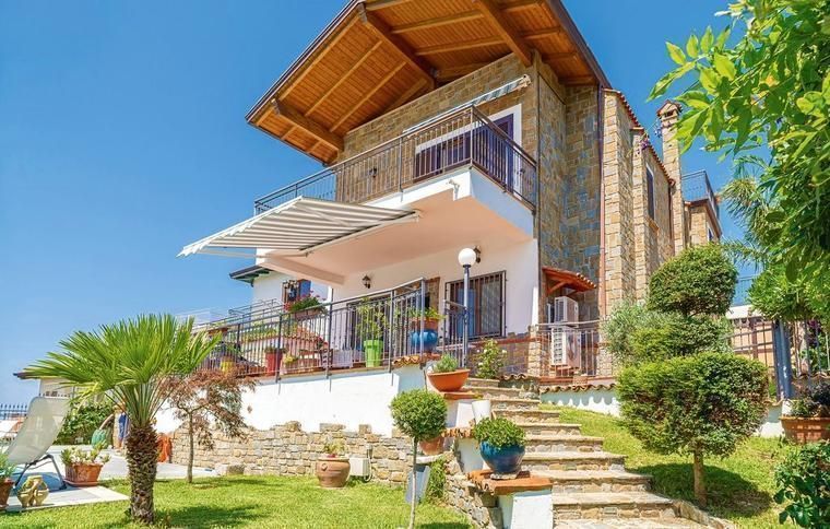 Ferienhaus in Agropoli von außen