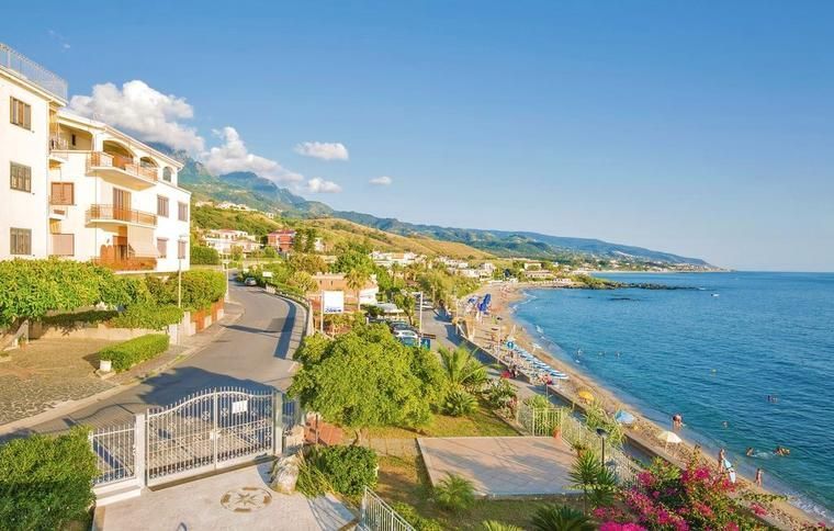 Blick auf den Strand vom Ferienhaus in Diamante