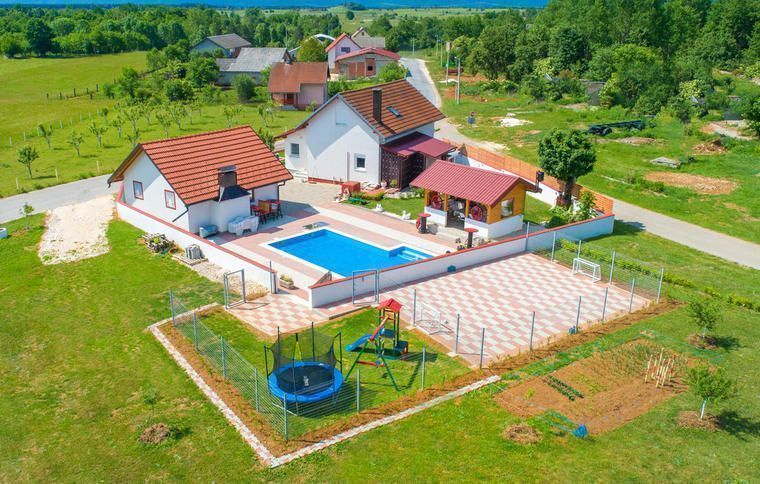 Ferienhaus in Gospić