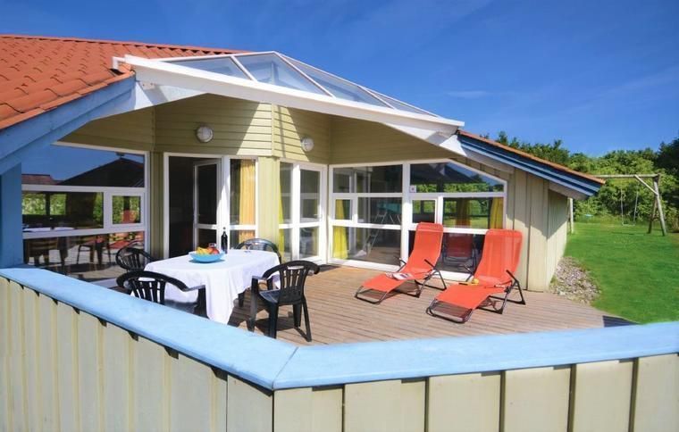 Blick auf die Terrasse vom Ferienhaus in Hohendorf