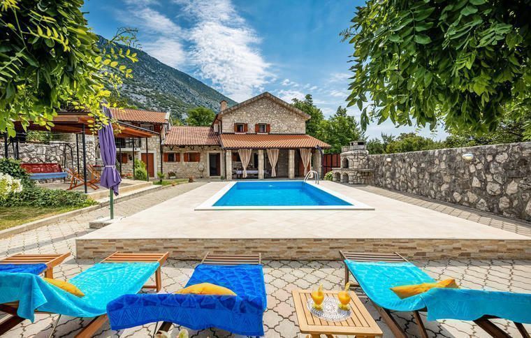 Ferienhaus mir Pool in Kroatien