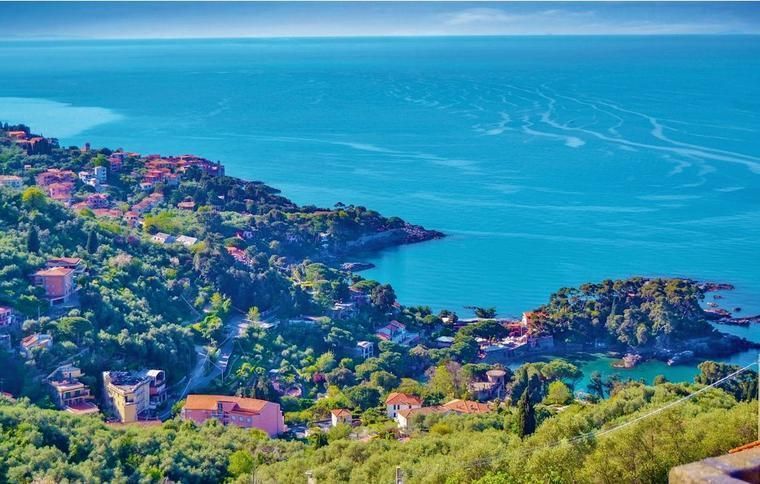 Blick auf die Küste von Lerici