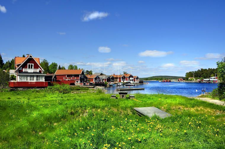 Ferienhäuser mit Pool in Schweden