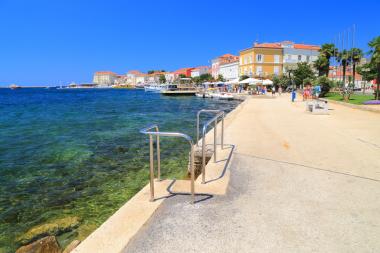 Promenade am Meer Kroatien