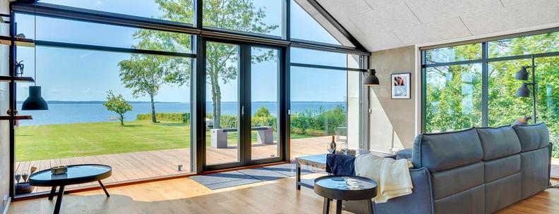 Aussicht im Luxus-Ferienhaus der NOVASOL Luxury Collection in Seeland in Dänemark